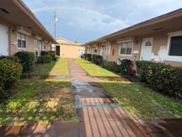 featured image of 1825 N 17th Ct #7