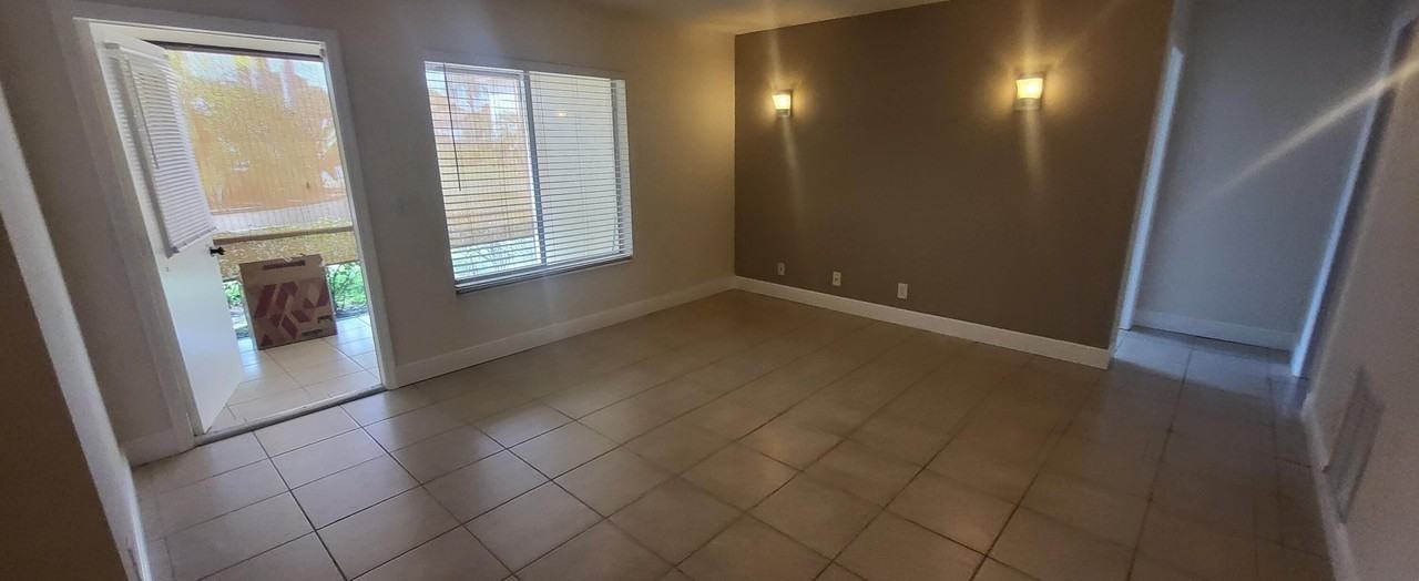 4850 Sable Pine Cir #C1 - Photo 5 of 40