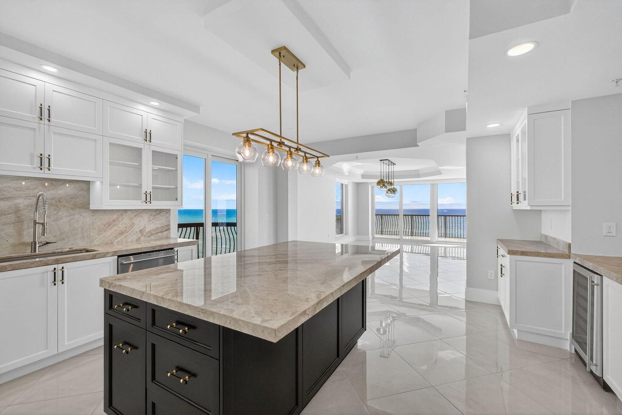 5150 N Ocean Dr #1201 - Photo 4 of 44