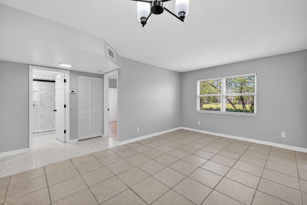 1650 Se Green Acres Cir #E103 - Photo 5 of 21
