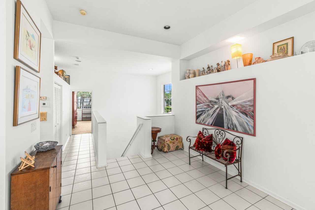 5142 Lake Catalina Dr #B - Photo 3 of 39