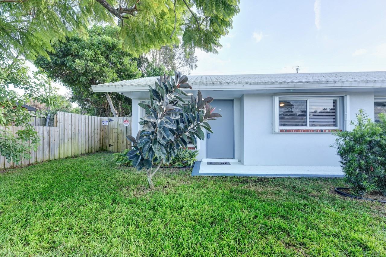 947 Fra Mar Pl - Photo 2 of 26