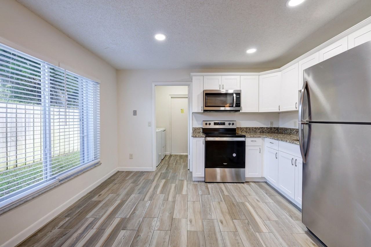 947 Fra Mar Pl - Photo 7 of 26