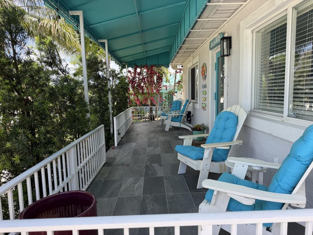 468 W Ocean Ave - Photo 5 of 23