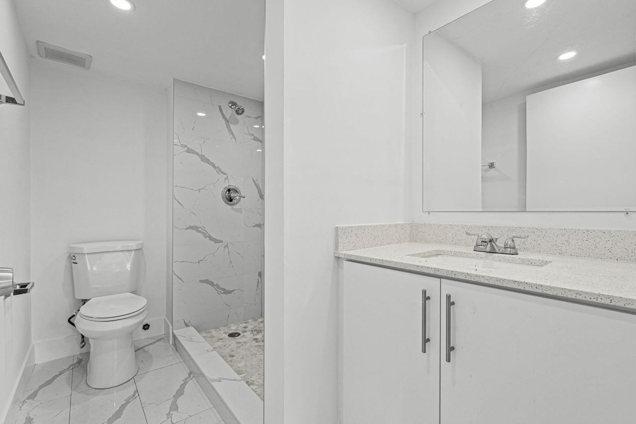 9227 Sw 87th Ave #B1 - Photo 2 of 27
