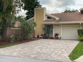 7735 Kenway Pl E - Photo 1 of 1