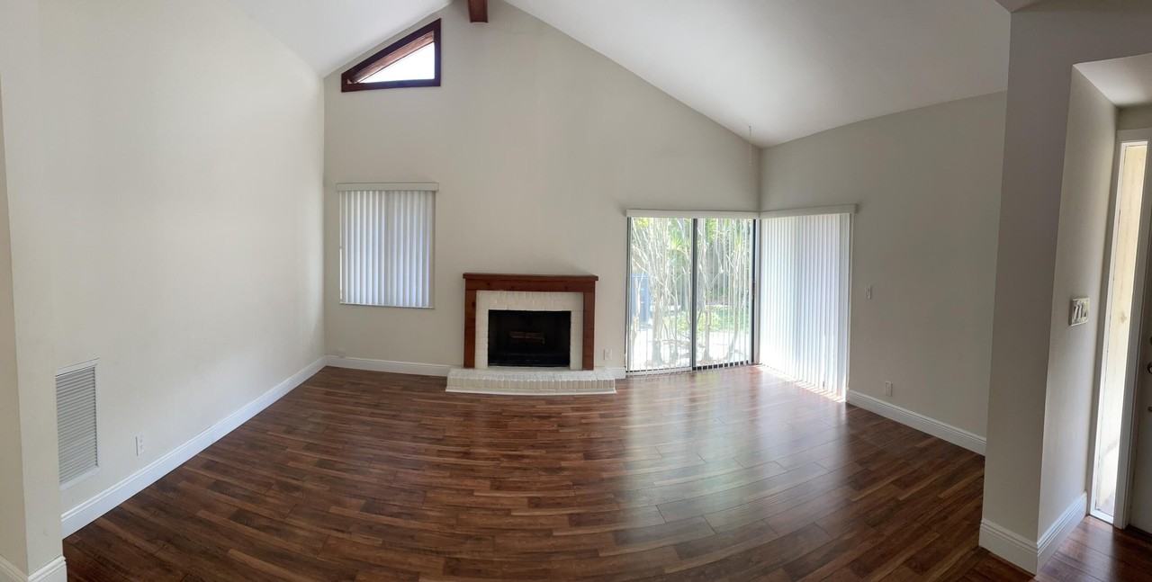 7735 Kenway Pl E - Photo 7 of 19