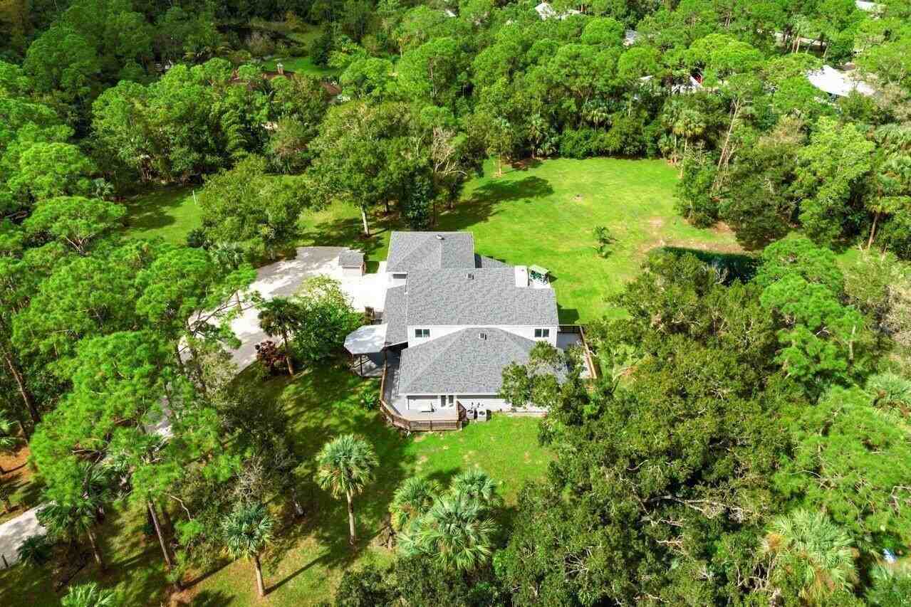 12151 Old Indiantown Rd - Photo 2 of 50