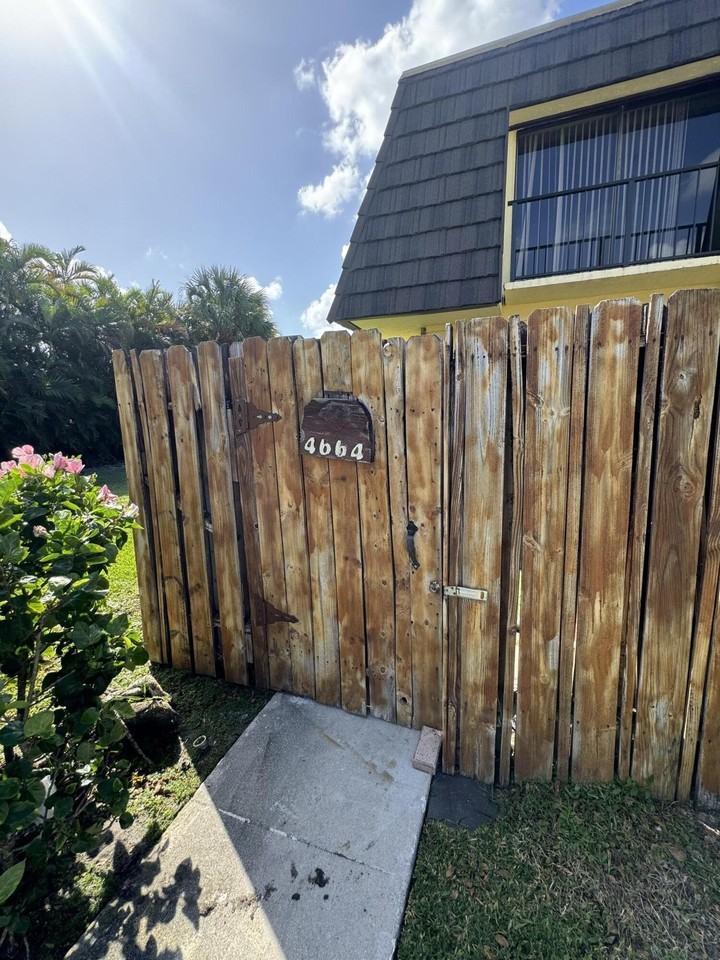 4664 Cherry Rd - Photo 2 of 9