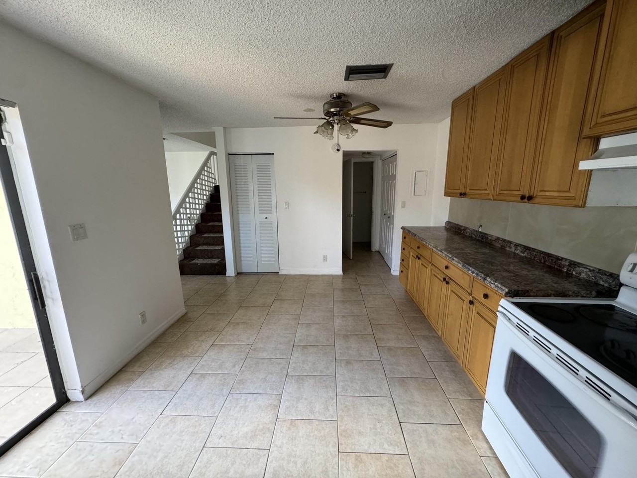 4664 Cherry Rd - Photo 7 of 9