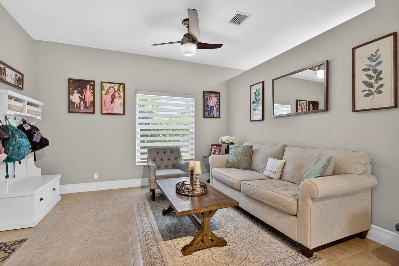 4735 Nw 120th Way - Photo 6 of 36