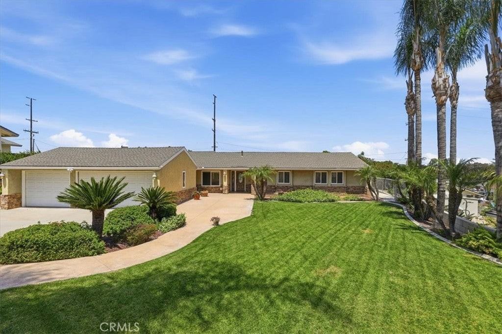 16540 Wagon Wheel Dr