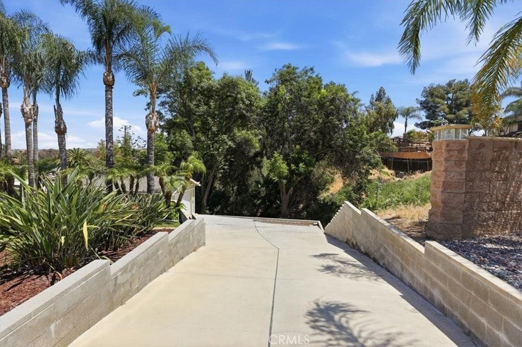 16540 Wagon Wheel Dr - Photo 6 of 50