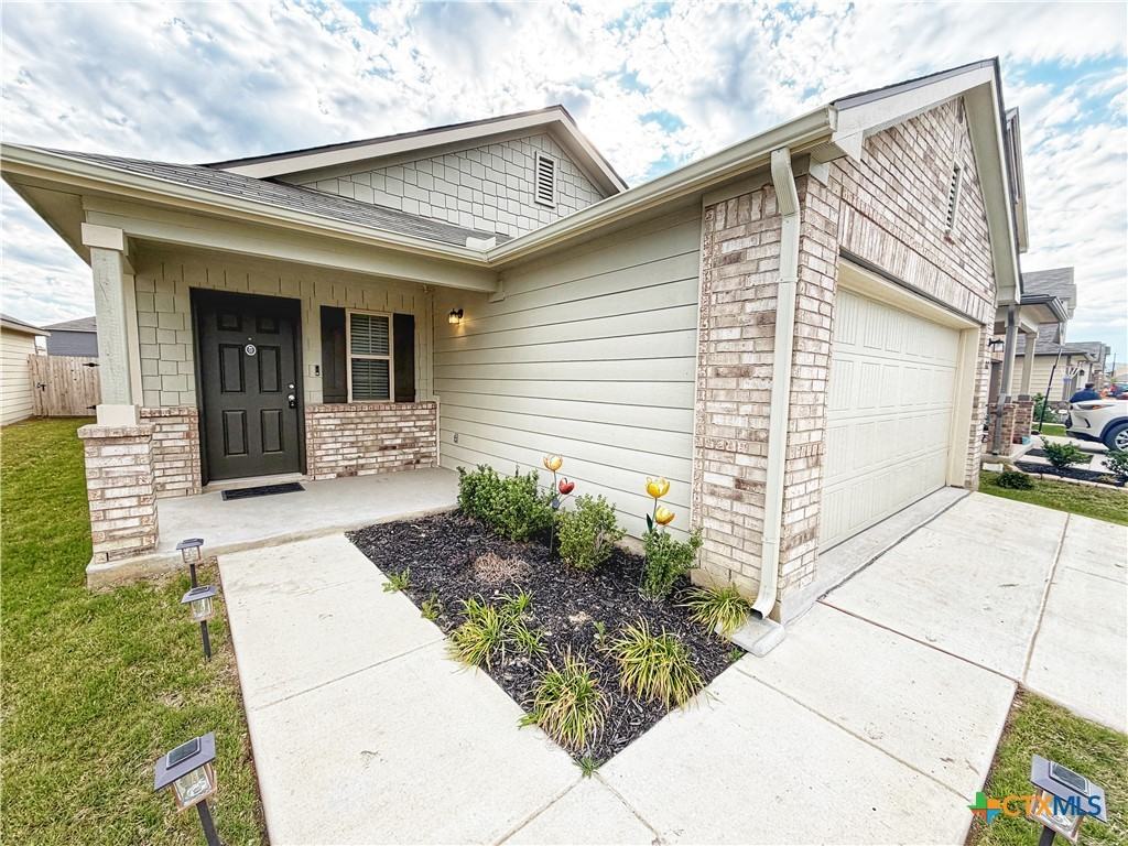 4262 Winston Way