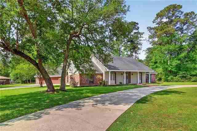 401 Starling Dr - Photo 2 of 33
