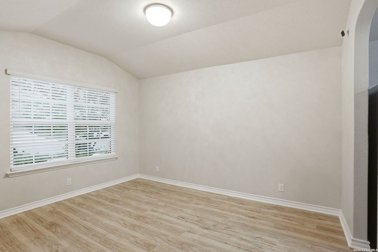 6034 Palmetto Way - Photo 5 of 27