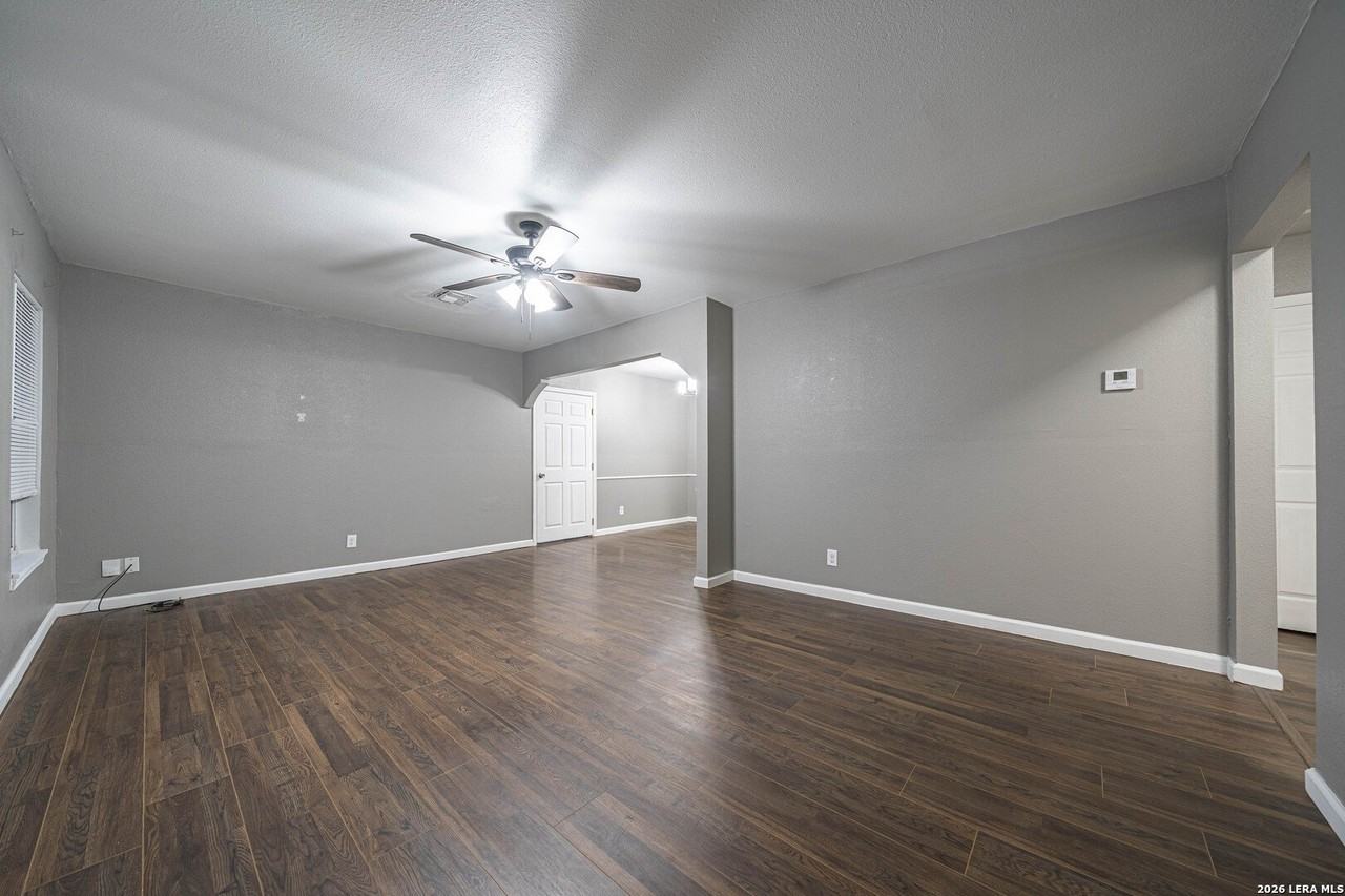 2313 Texas Ave - Photo 5 of 21