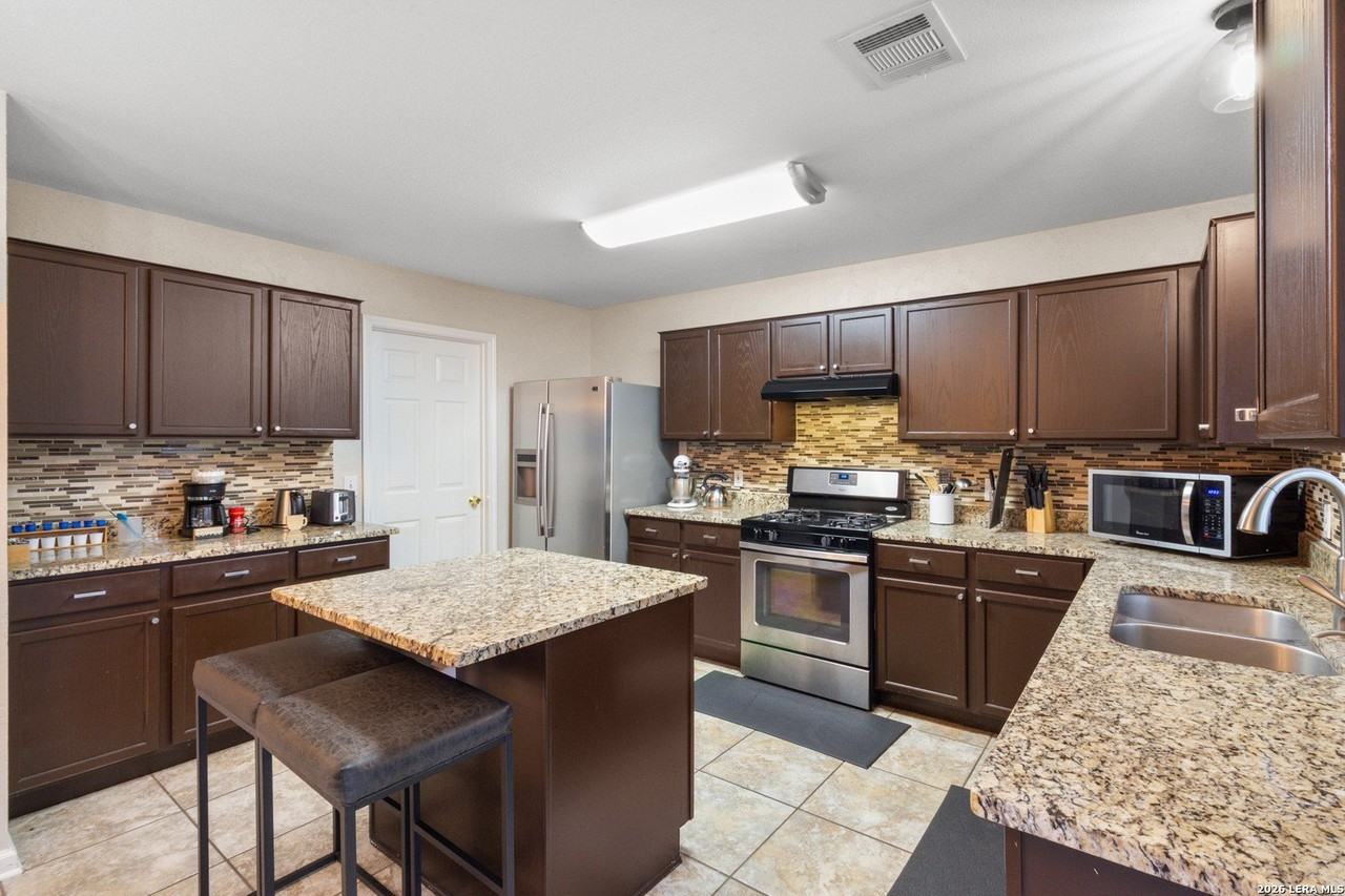 13223 Regency Trl - Photo 7 of 18