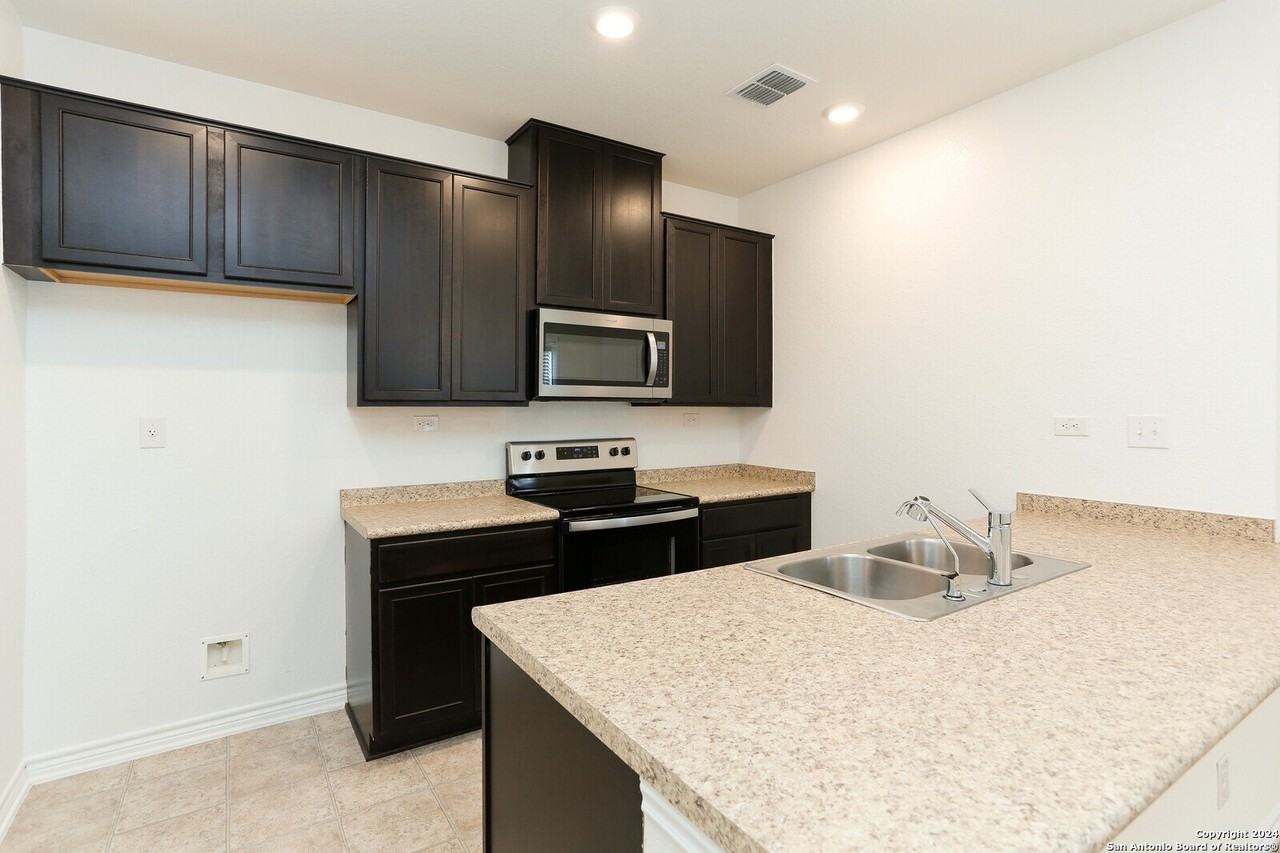14906 Coral Snake Way - Photo 7 of 25