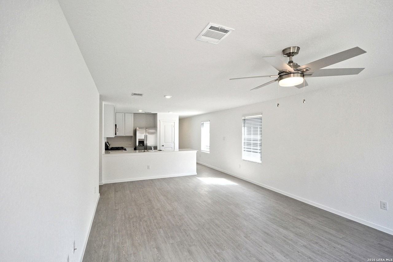 429 Payton Pl - Photo 2 of 23