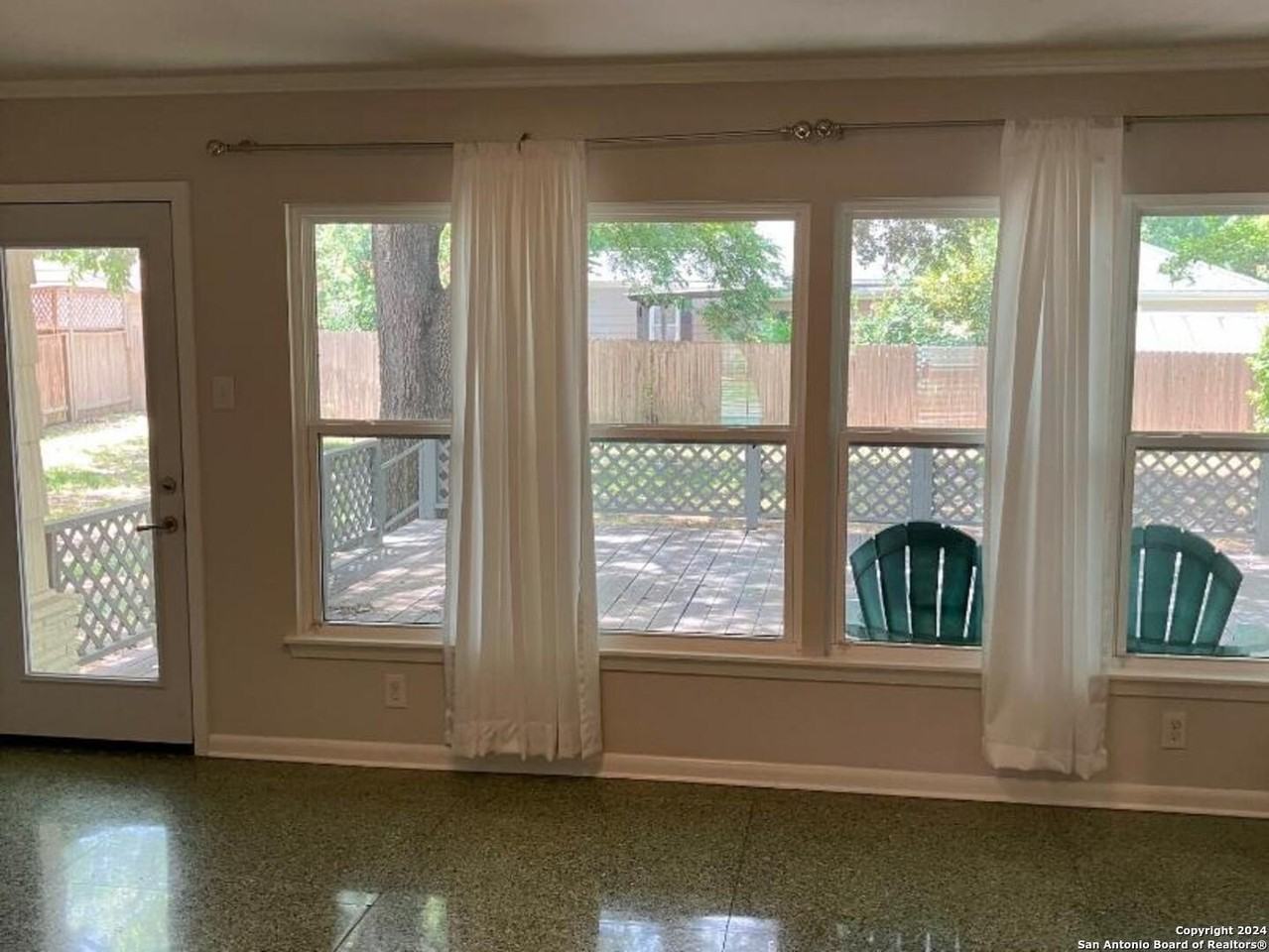 140 W Edgewood Pl - Photo 7 of 24