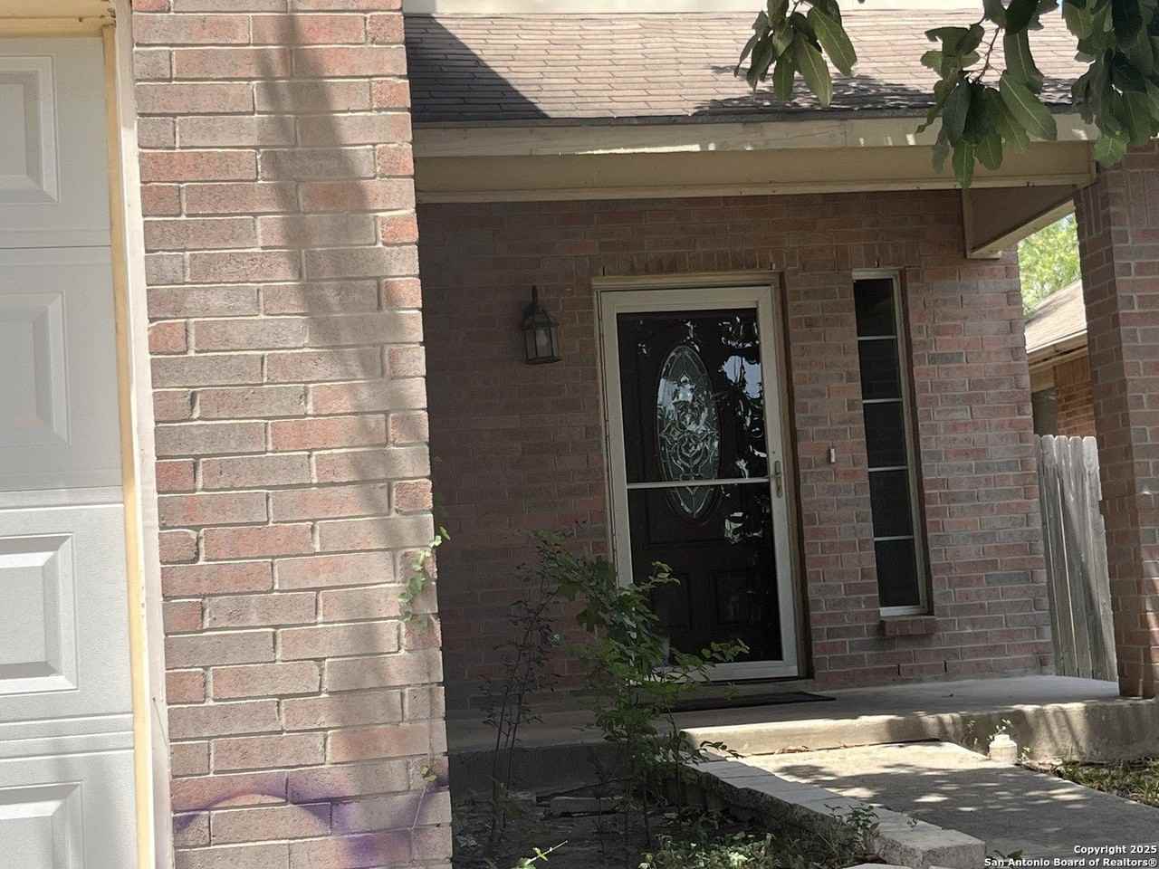 8507 Shaenfield Pl - Photo 2 of 15
