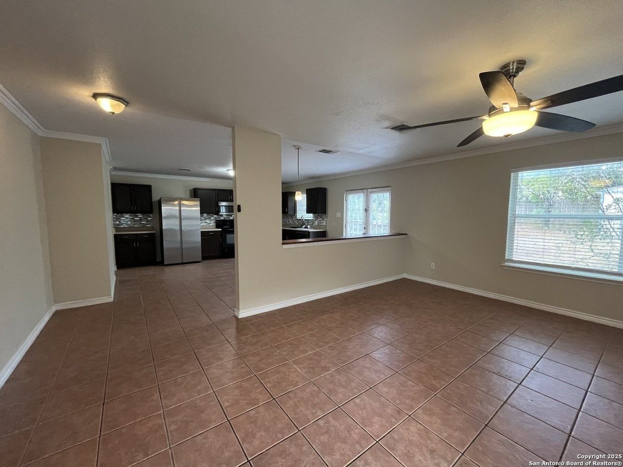 8507 Shaenfield Pl - Photo 5 of 15