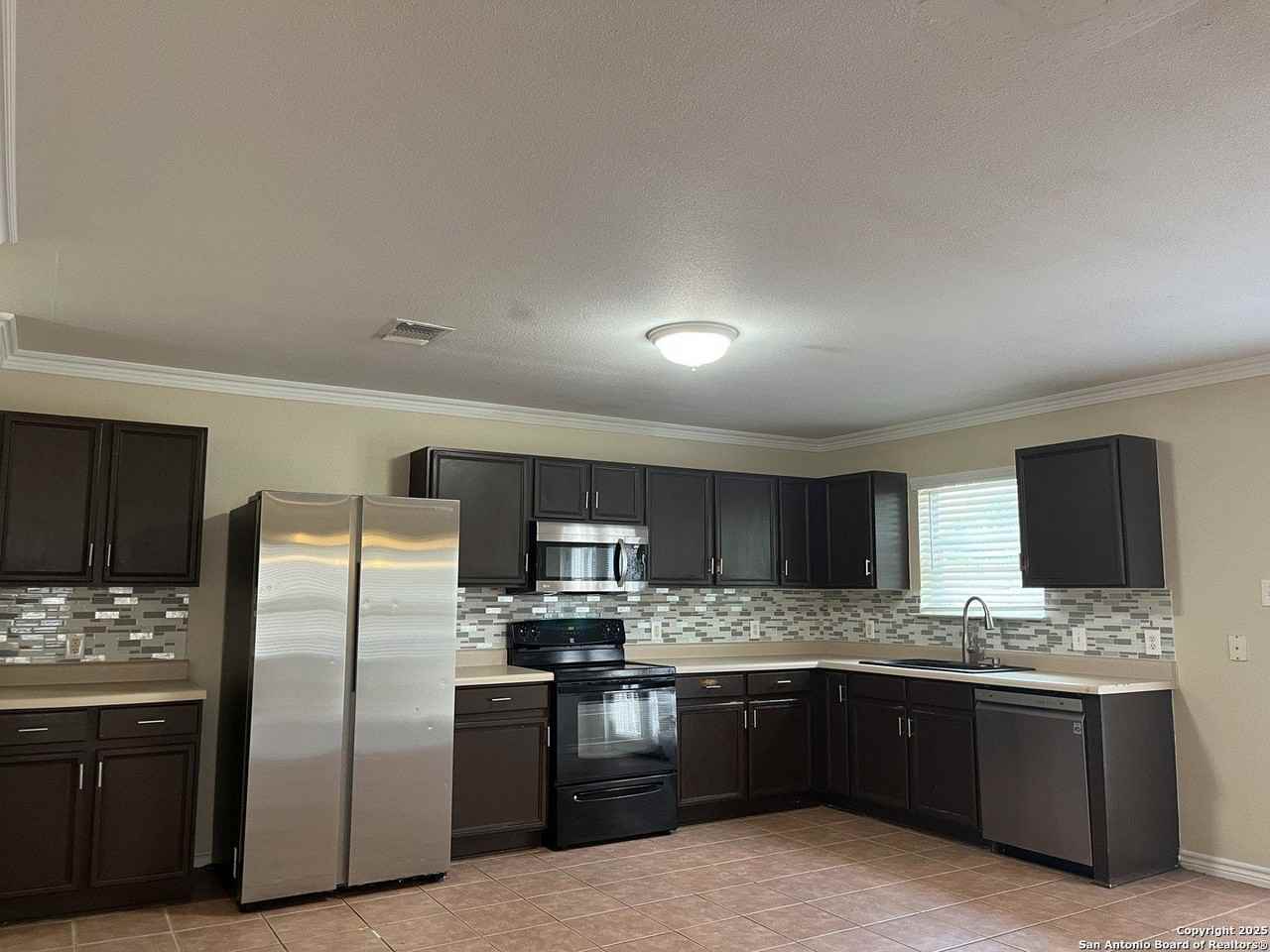 8507 Shaenfield Pl - Photo 6 of 15