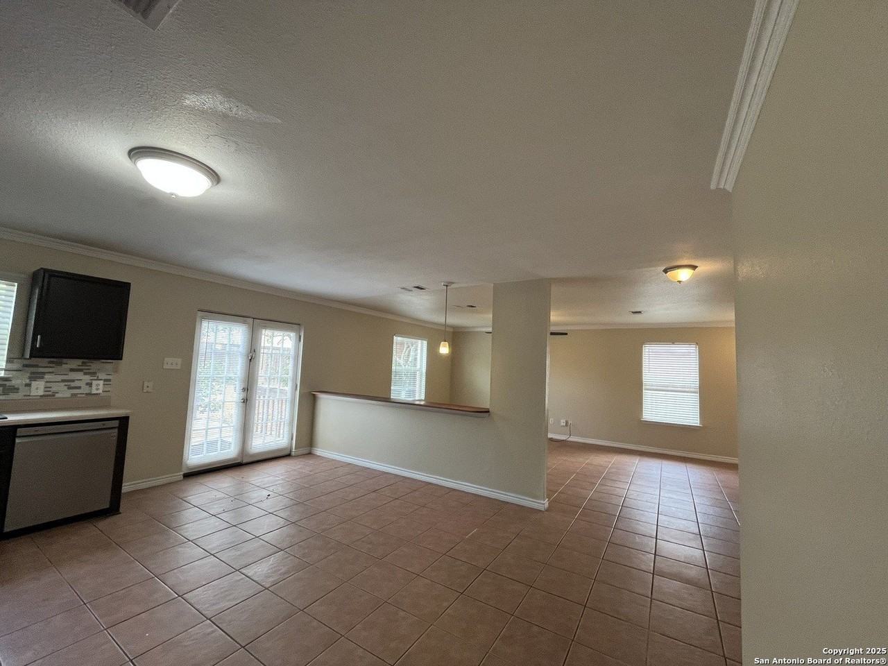 8507 Shaenfield Pl - Photo 7 of 15