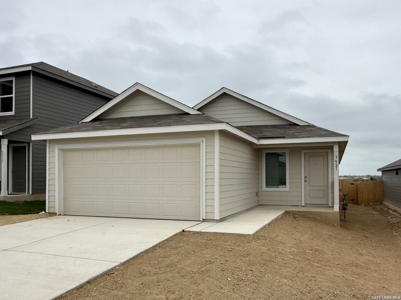 3521 Hilts Trl - Photo 2 of 15