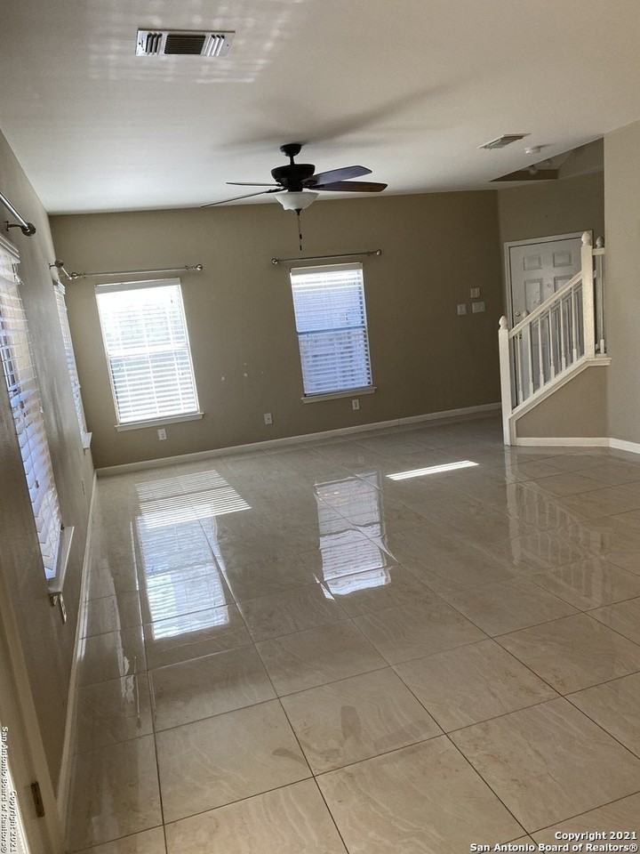 1326 Dezarae - Photo 6 of 29