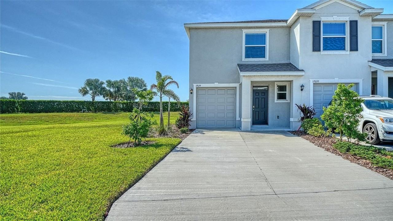 17624 Crescent Moon Loop - Photo 3 of 50