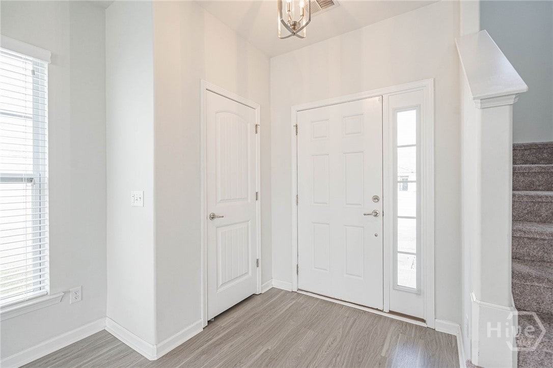 185 Brickhill Cir - Photo 3 of 47