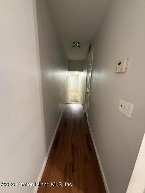 421 Father Capodanno Blvd - Photo 4 of 12