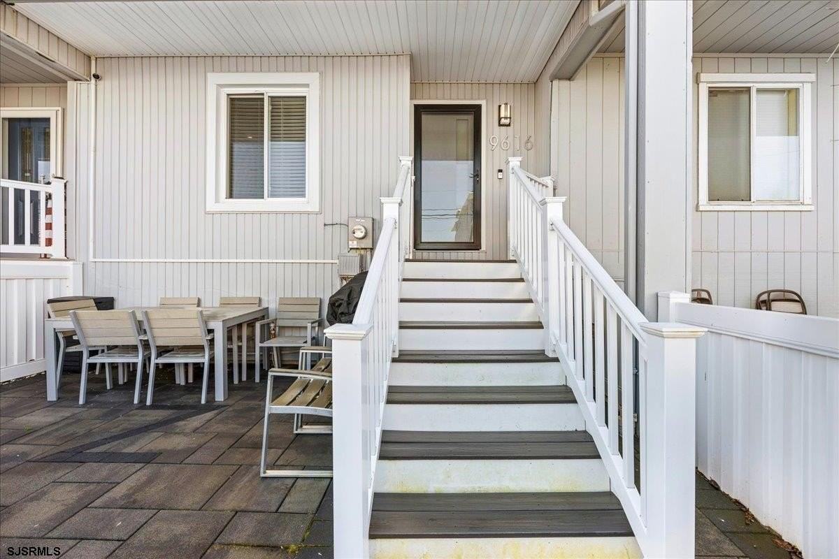 9616 Pacific Ave - Photo 7 of 50