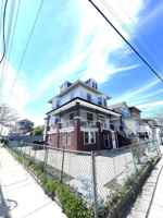 featured image of 100 N Chelsea Ave