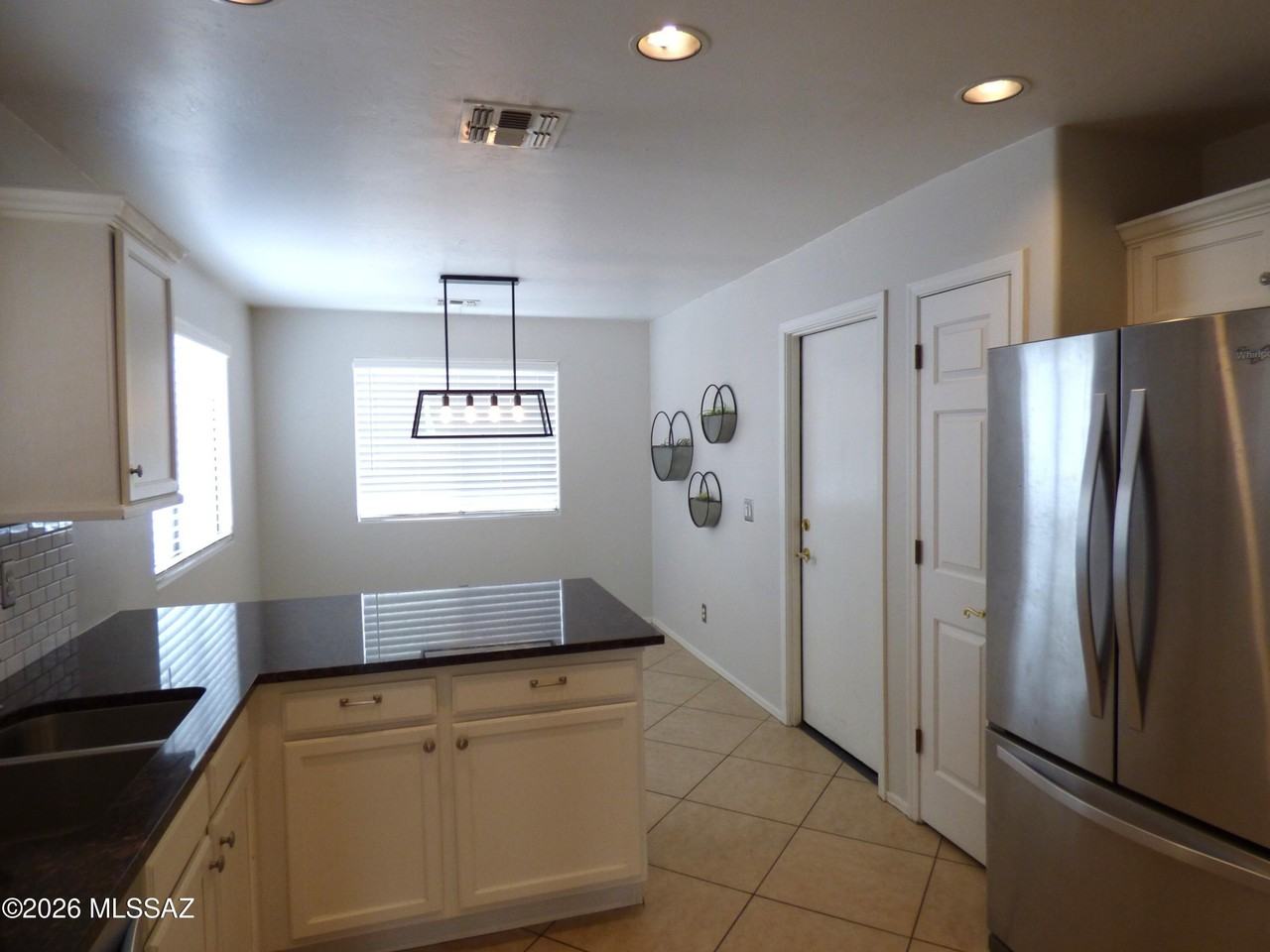 11328 N Flat Granite Dr - Photo 6 of 26