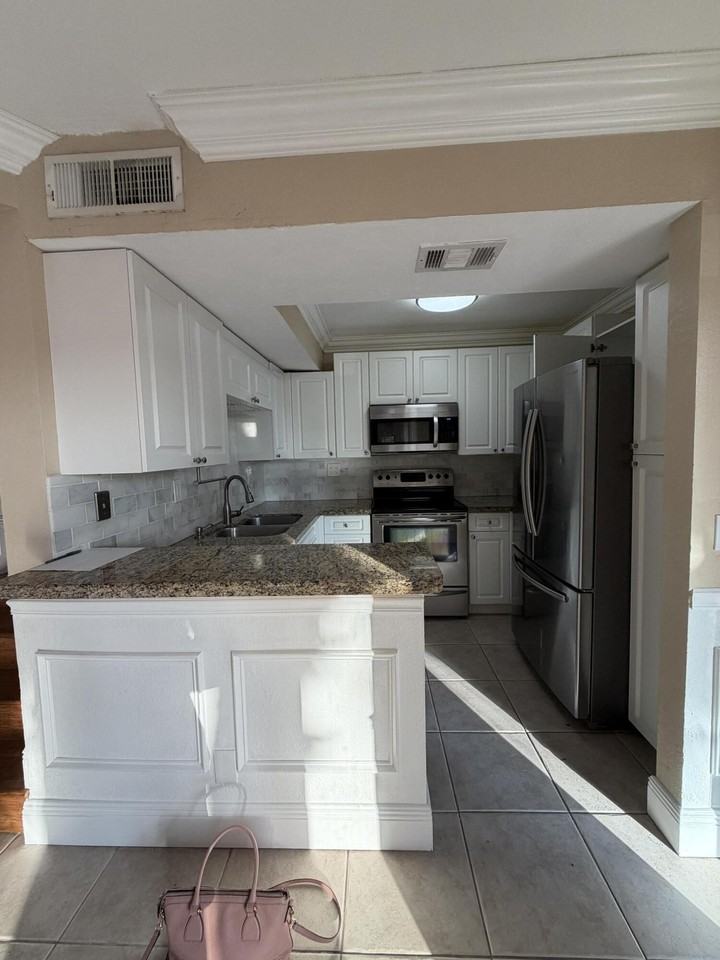 8273 Thames Blvd - Photo 5 of 22