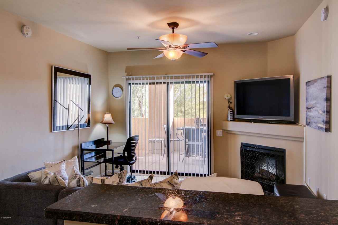 2550 E River Rd #18206 - Photo 4 of 14