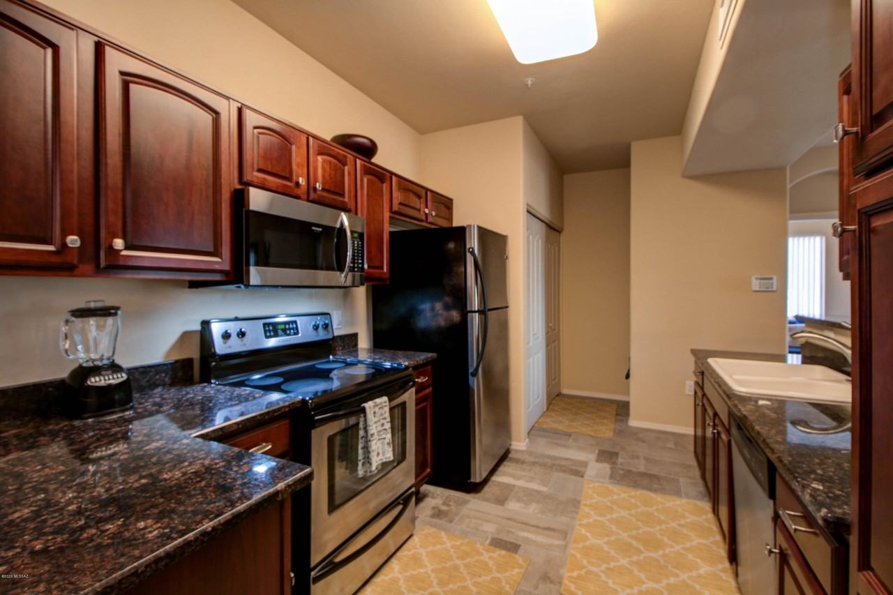 2550 E River Rd #18206 - Photo 6 of 14