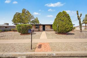 featured image of 5261 E Rosewood St