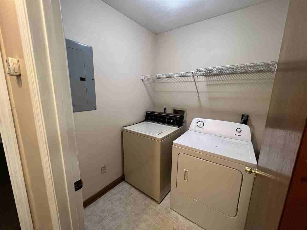 738 Gold Nugget Trl - Photo 6 of 10