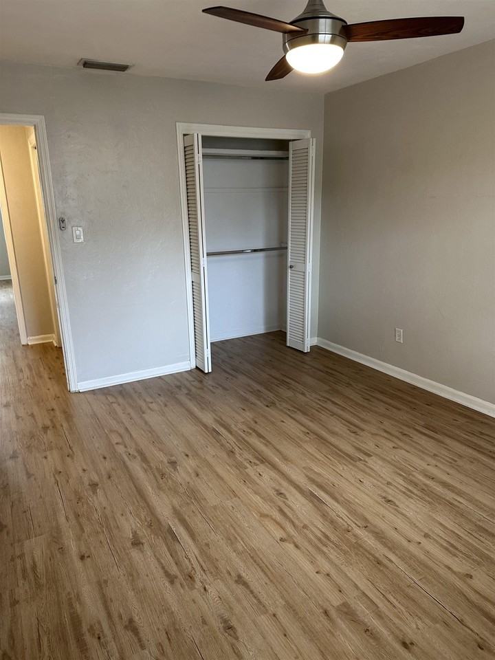 520 E Call St #1 - Photo 7 of 12