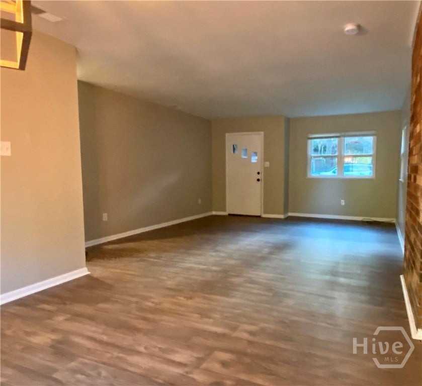8620 Ferguson Ave - Photo 2 of 20