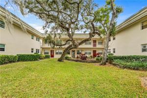 featured image of 11 Vista Gardens Trl ##204
