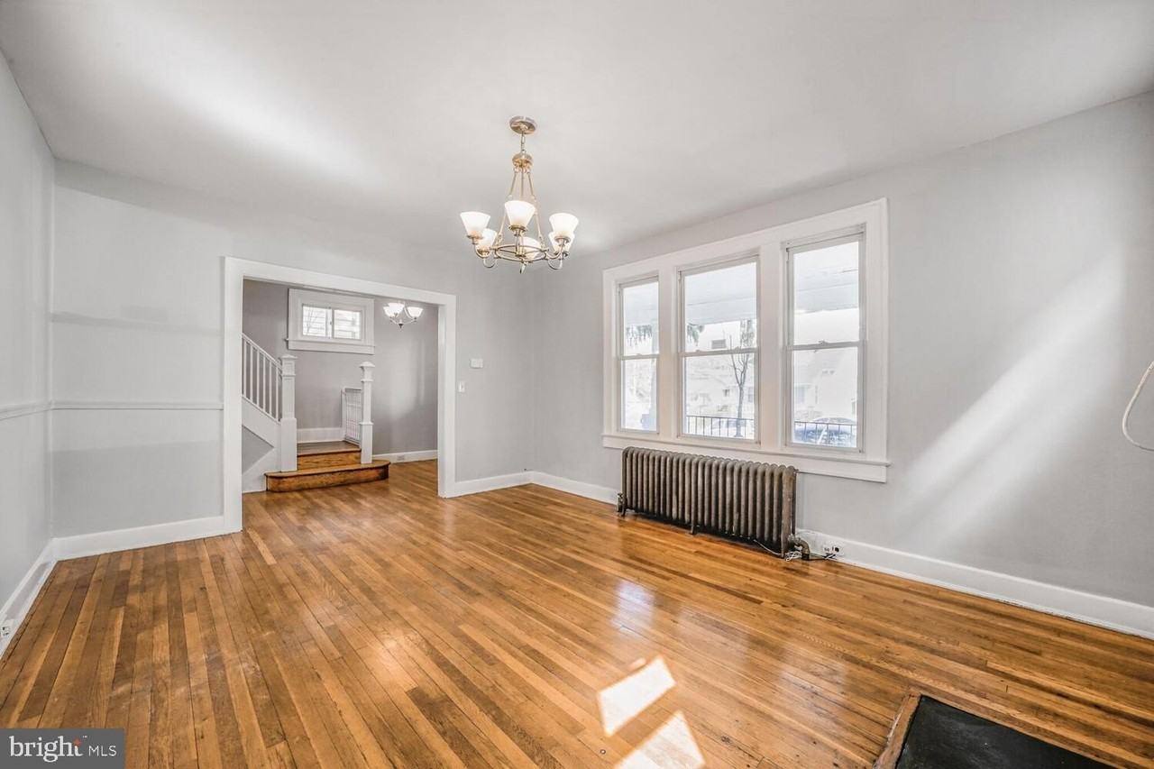 3216 22nd St Ne - Photo 6 of 24