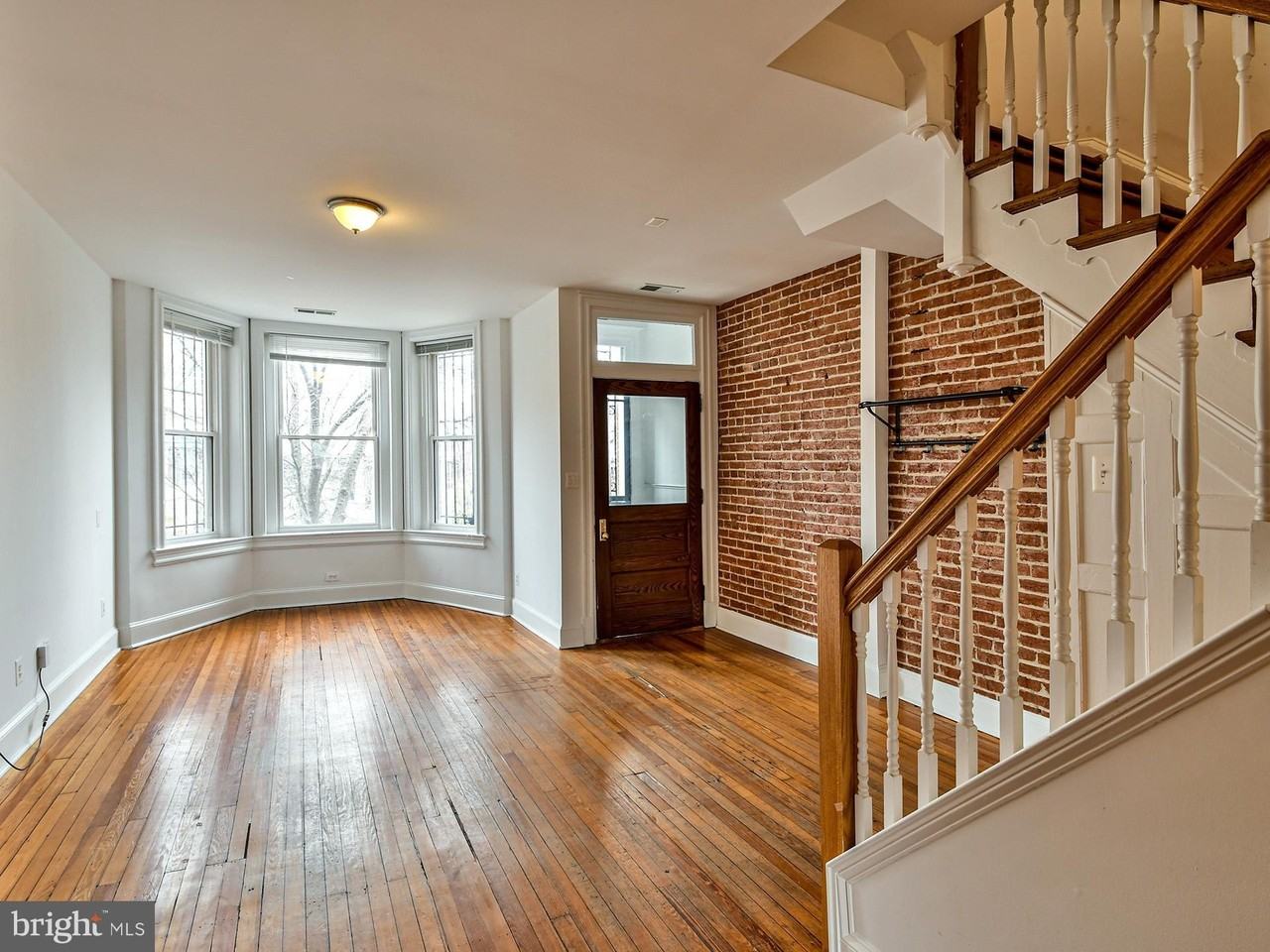 1208 Fairmont St Nw - Photo 5 of 47