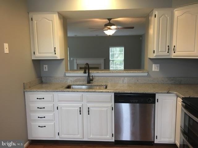 1 Tantallon Ct - Photo 4 of 13