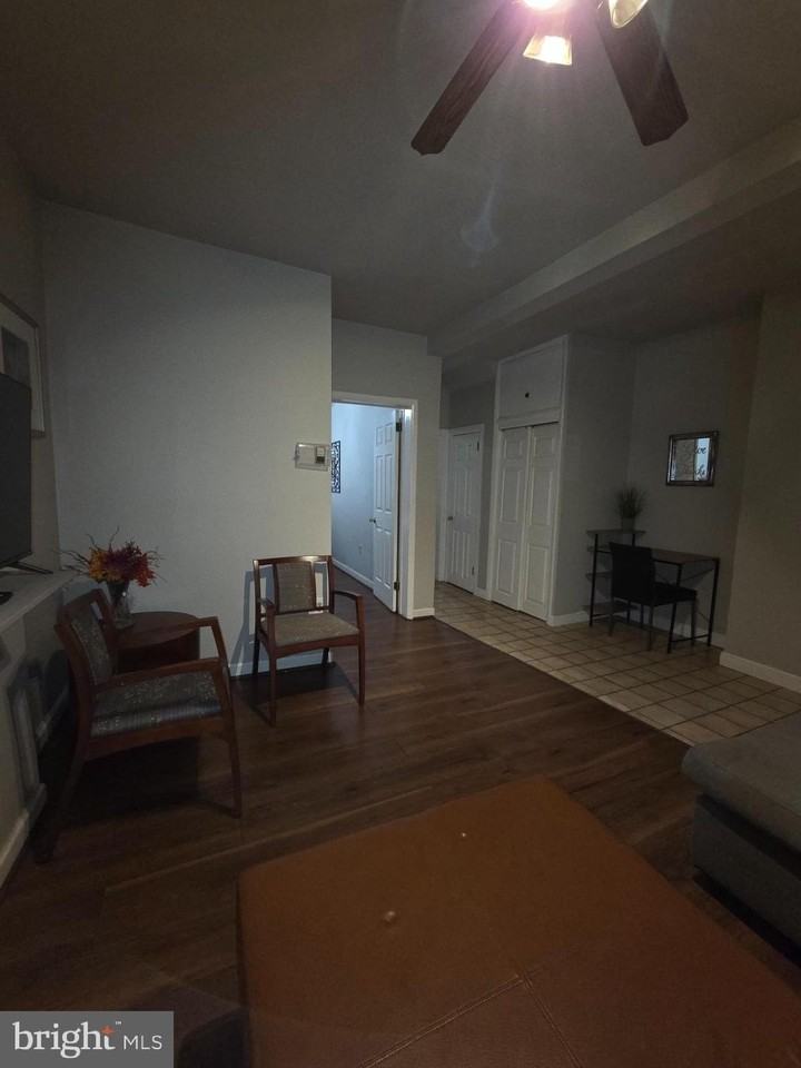 302 W 23rd St #1 - Photo 4 of 11