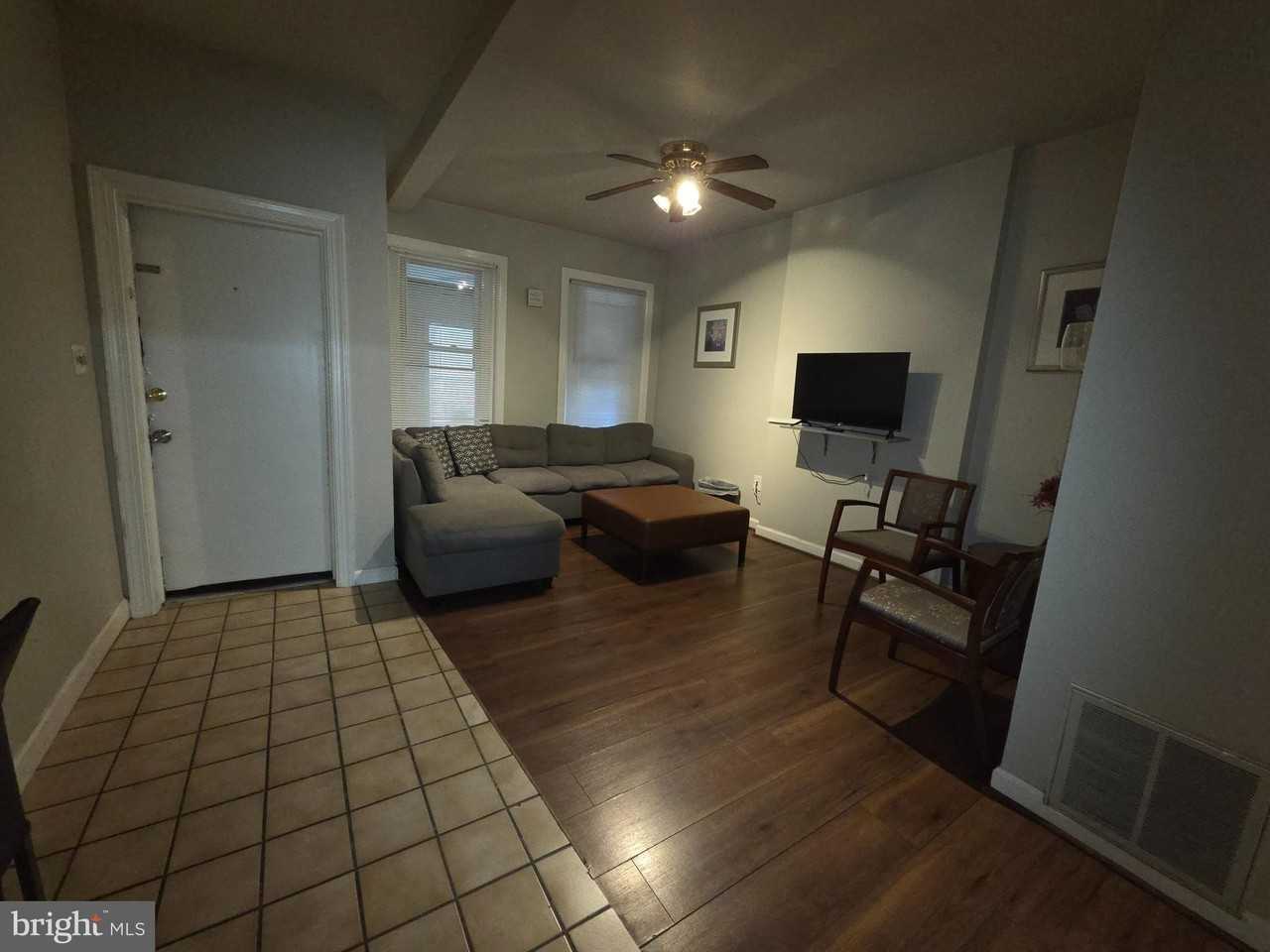 302 W 23rd St #1 - Photo 6 of 11